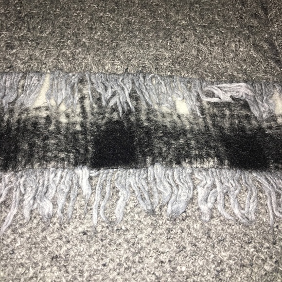 BANANA REPUBLIC Texture Combo Fringe Sweater XS - Picture 11 of 15